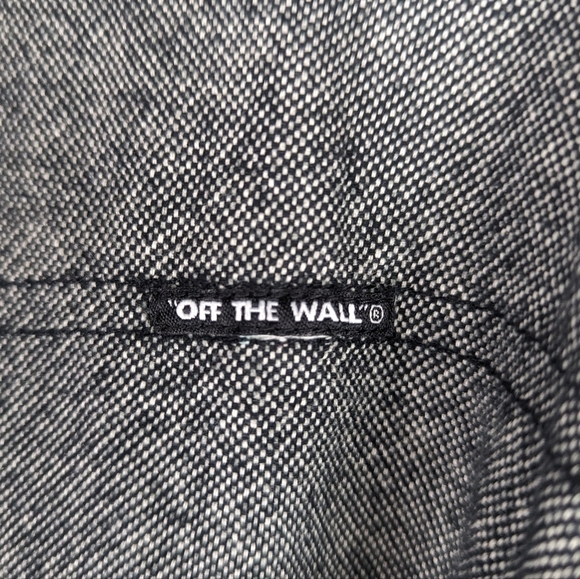 VANS 100% Cotton Dark Heathered Grey Button Down Shirt - Picture 7 of 9